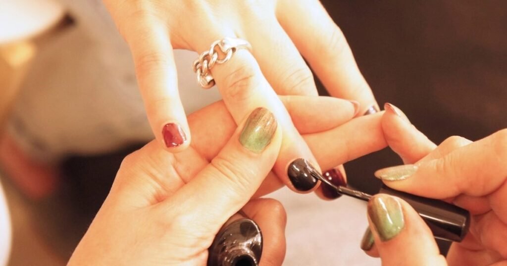 Halloween Nails Ideas: Designs From Simple to Detailed